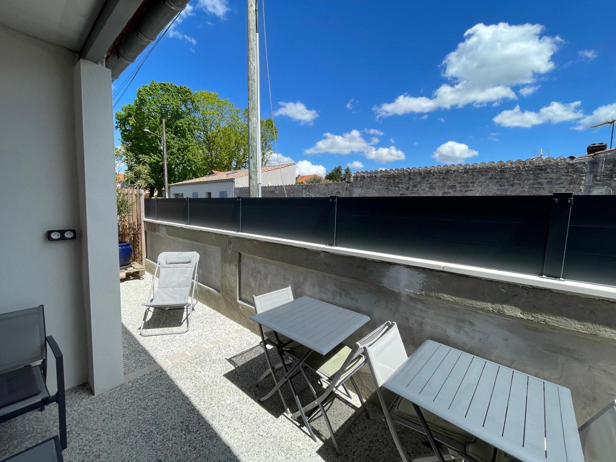 Maison Chaleureuse Avec Terrasse Privative Proche De La Gare Et Du Centre-Ville روشفور المظهر الخارجي الصورة